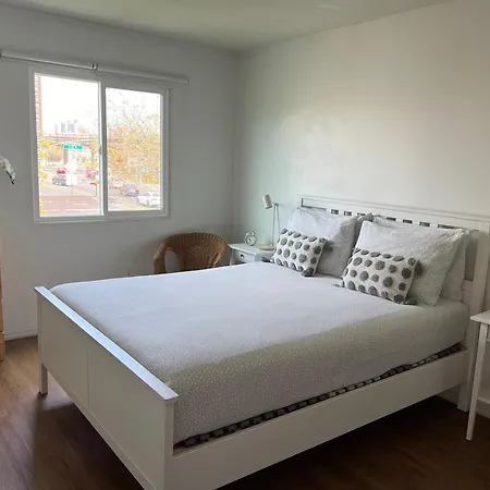 Private Br,Ba,Kit, Lr 9 Mins To Beach